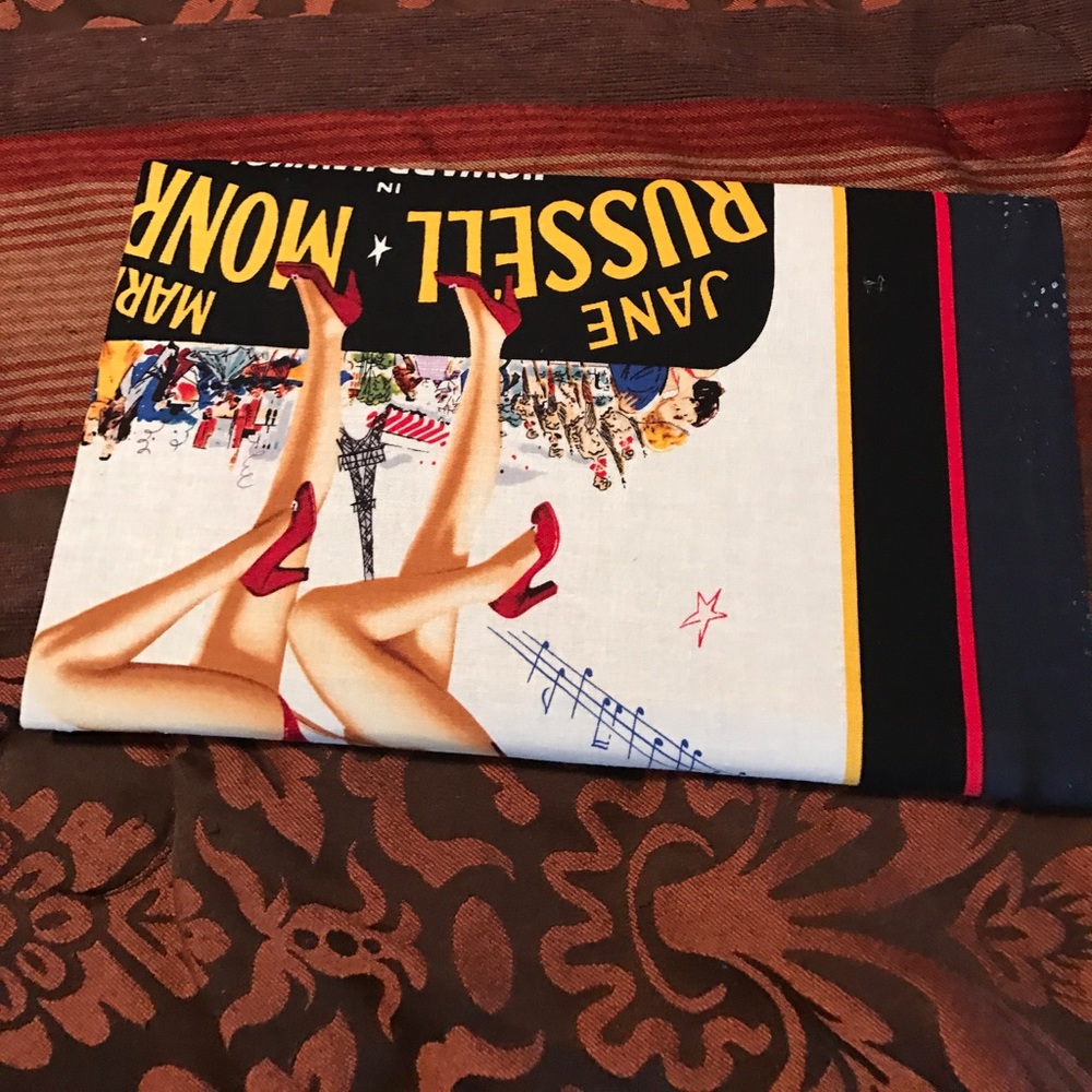 Custom Made Clutch - Picture 4 of 4