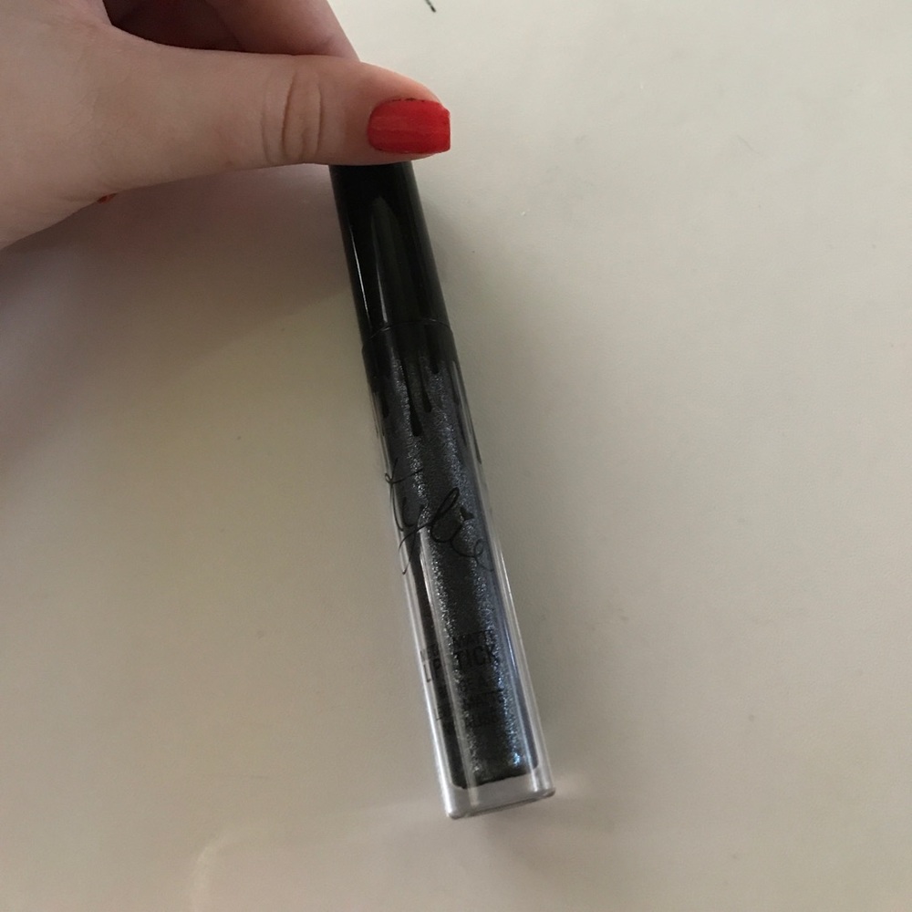 New Kylie Cosmetics Metal Matte Lipstick Kymajesty