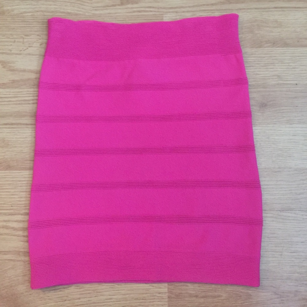 bebe hot pink bandage skirt