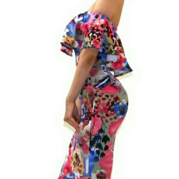 Dress - Picture 2 of 4