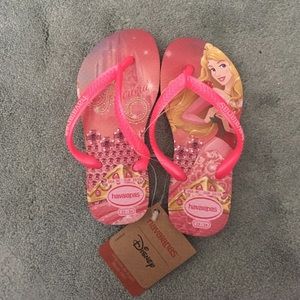 Disney Aurora havaianas Flip Flops