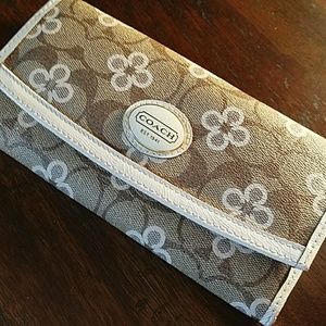 Authentic Coach Wallet