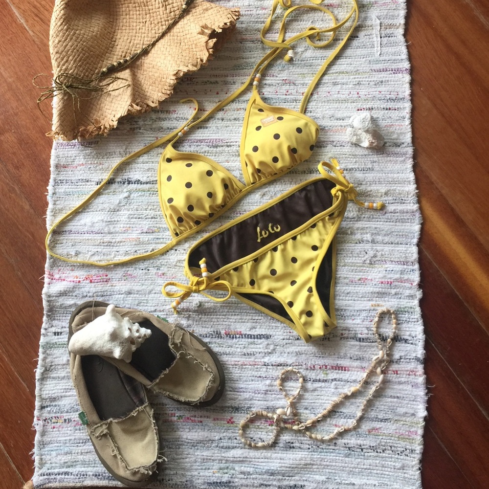 Itsy bitsy teeny weenie yellow polka dot bikini!!