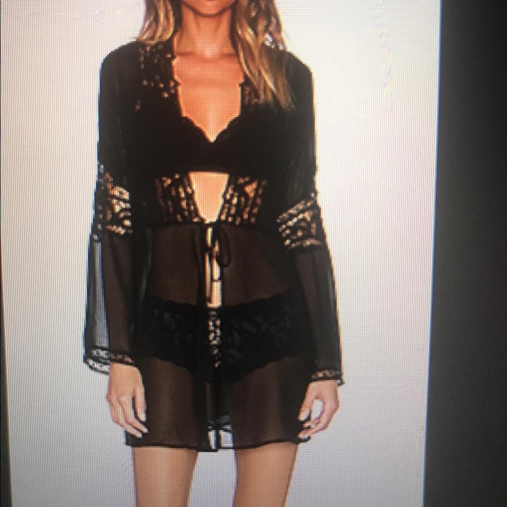 For Love &a Lemons Annabella Robe