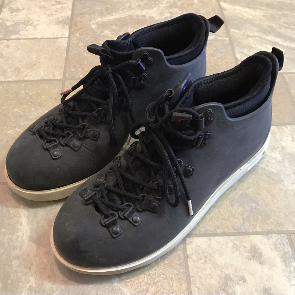 Men's shoes