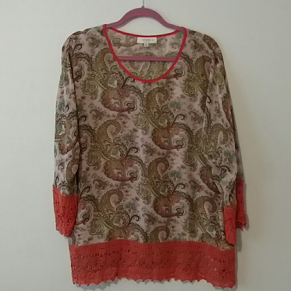 Tunic style flowy paisley print with orange trim
