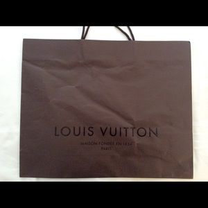LOUIS VUITTON medium shopping bag