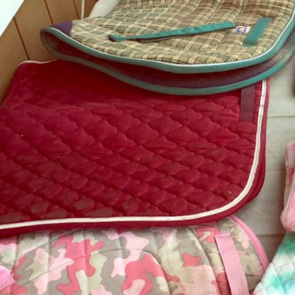 Burgundy red thick saddle pad
