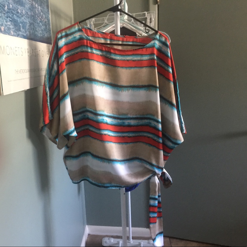 Nice looking Michel Kors Top