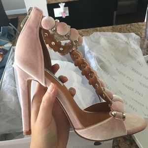 New pretty heels !!!👠