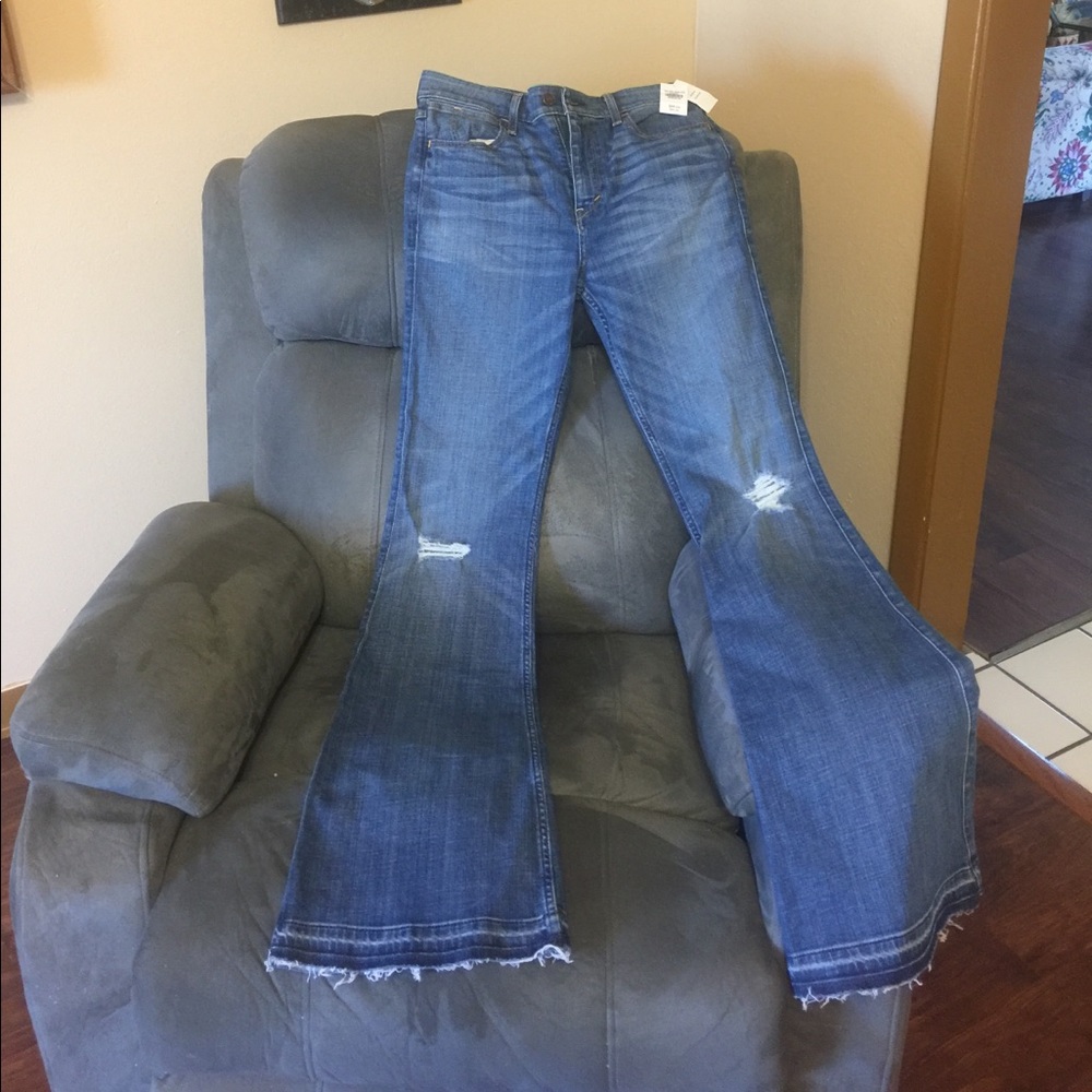 A & F High Rise Flare jeans Size 6