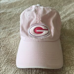 Green Bay Packers women's hat.