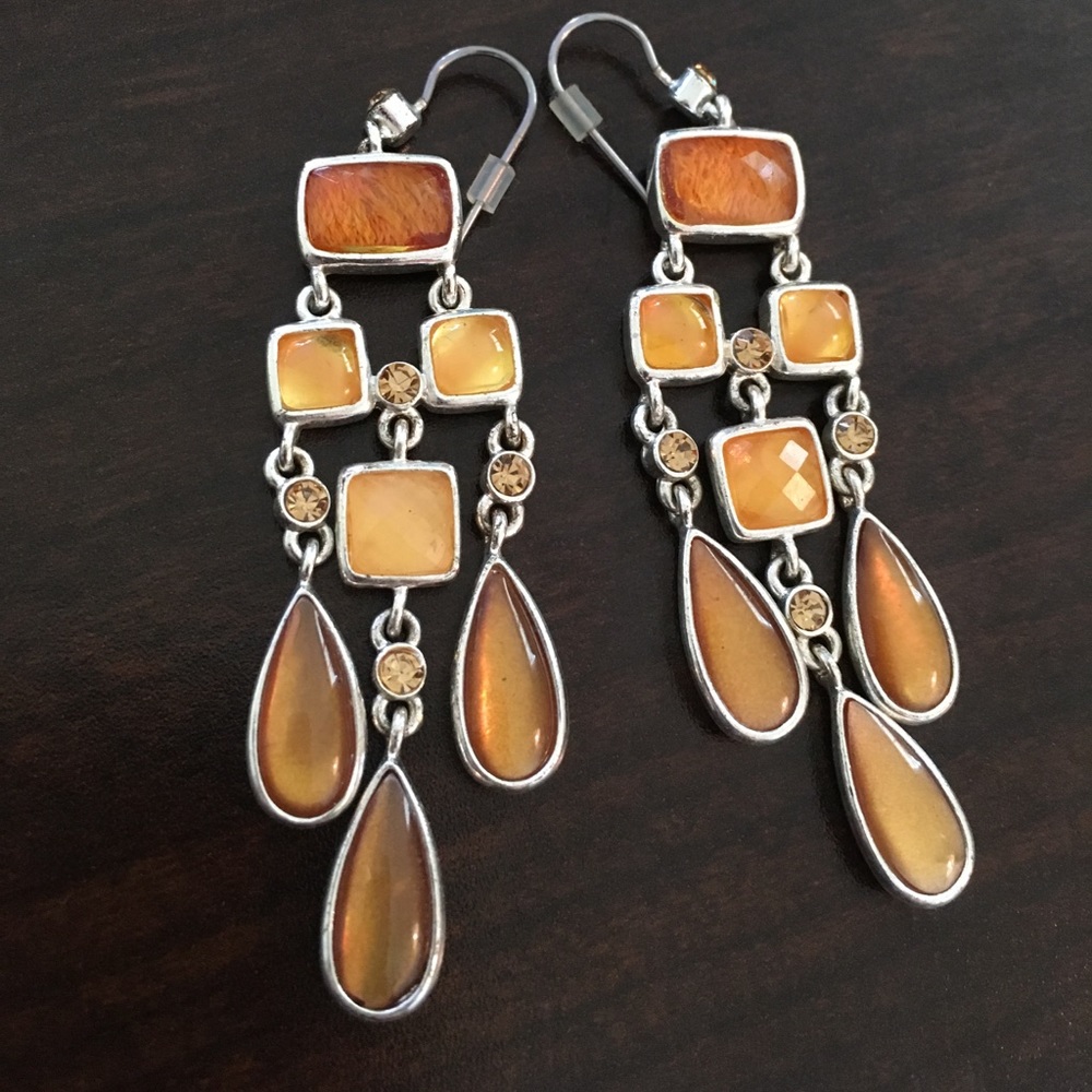 Chandelier earrings
