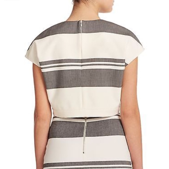 Elizabeth and James Top short sleeved striped crop top - Picture 4 of 4