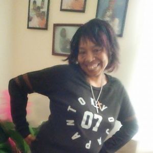 Meet your Posher, Deloris