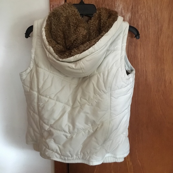 Vest - Picture 2 of 2