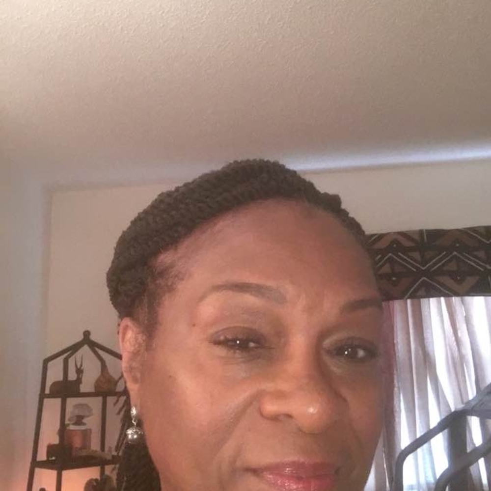 Meet your Posher, Gail