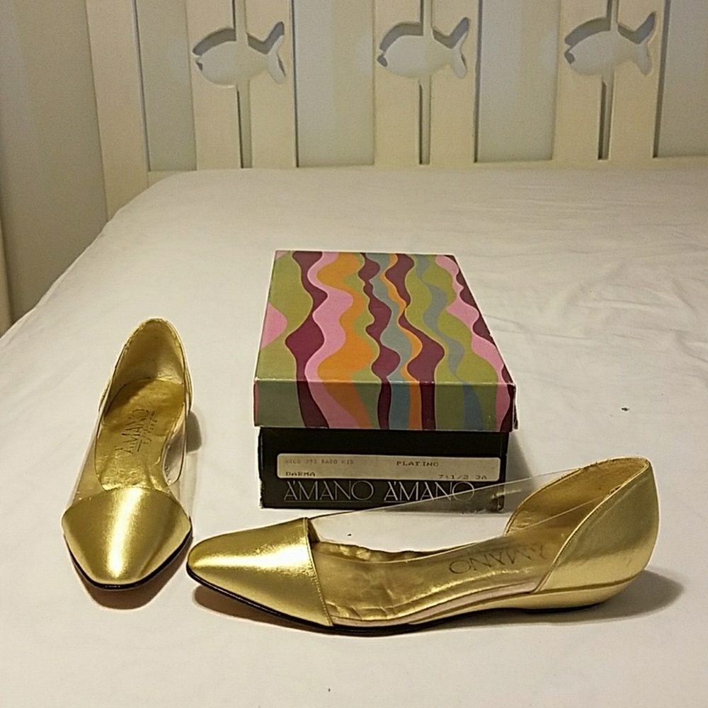 Cute Gold with Clear Flats 7.5AAA