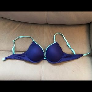 Victoria secret bra 34C