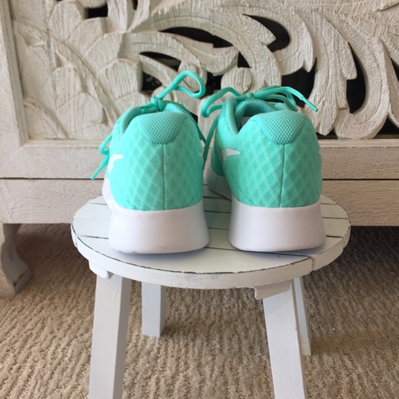 💕 Tiffany Blue Nike Shoes - Picture 3 of 4