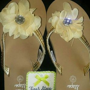 Girl's Flower Sandals