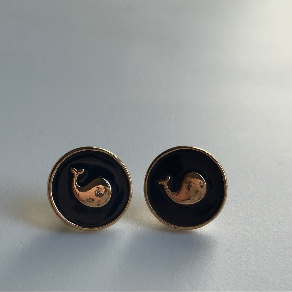 NWOT Whale Earrings • Charming Charlie's