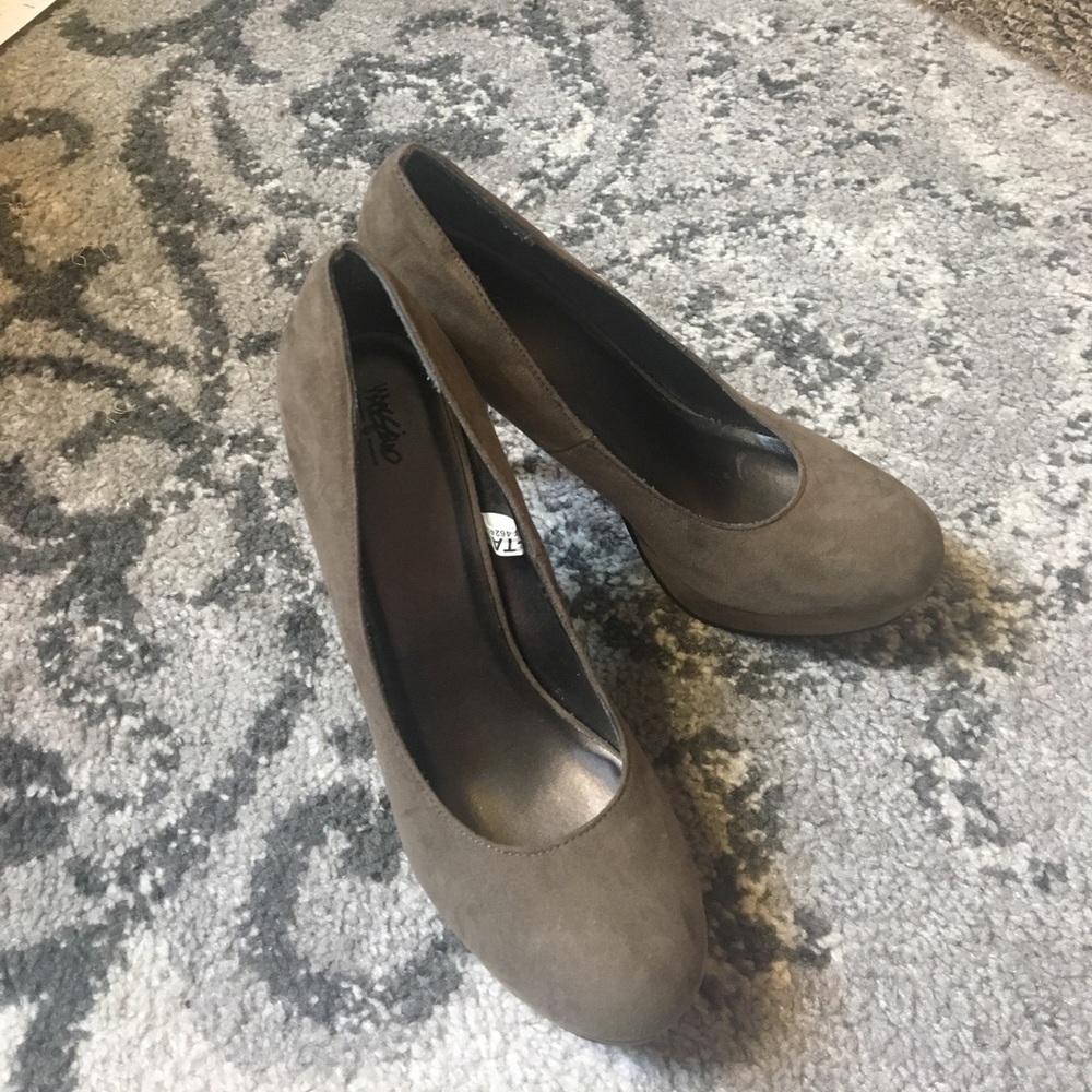 suede heels