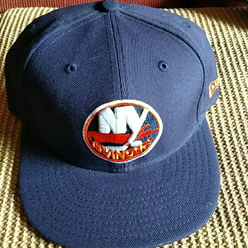 A NY Islanders New Era fitted