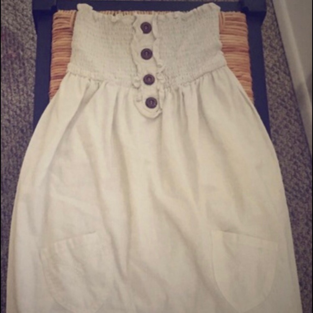 🌞🌞💋Ivory color  linen sun dress. Strapless 🌞🌞