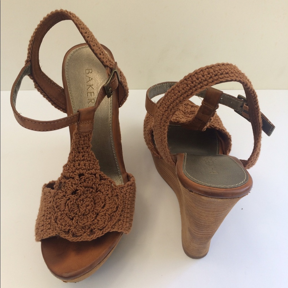 Baker Crochet Wedge Shoe