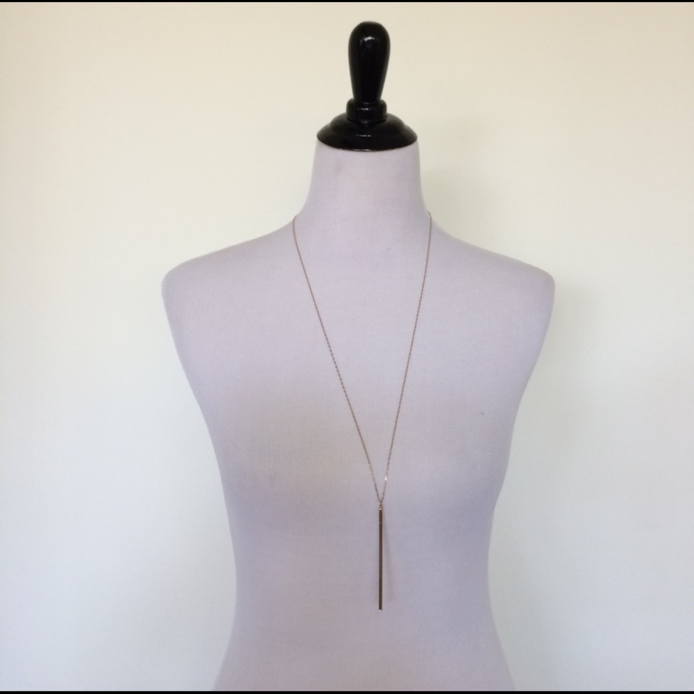 Slim bar necklace - Picture 2 of 3
