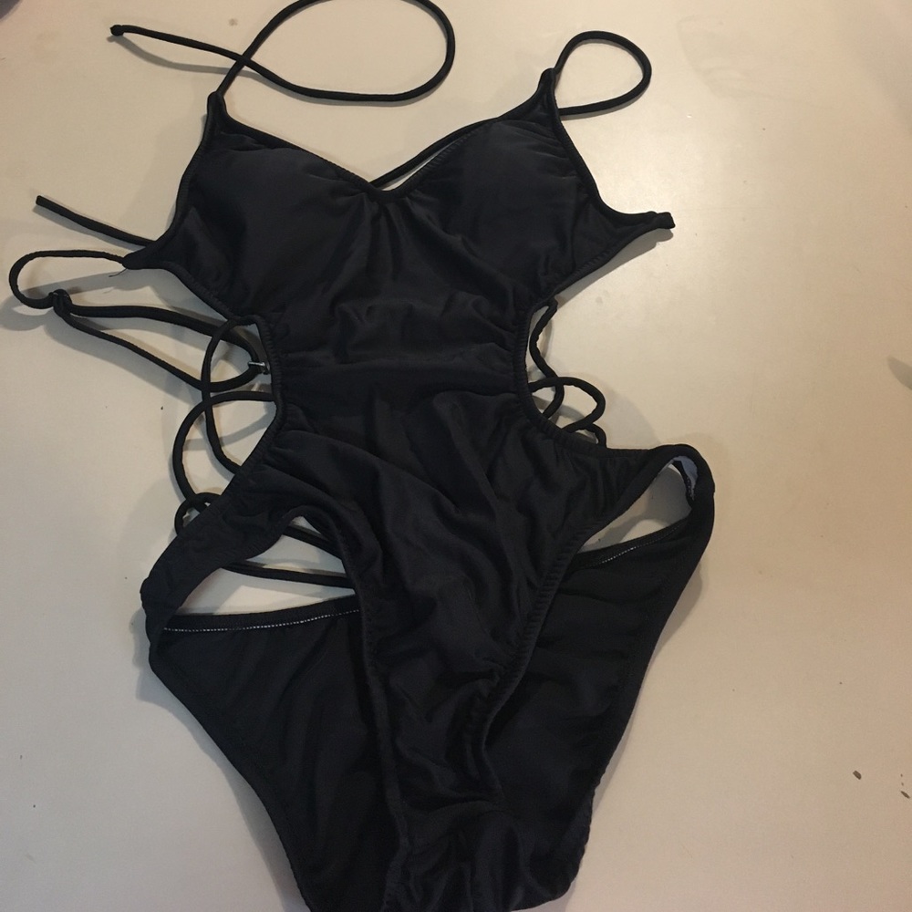Black strappy Venus Monokini