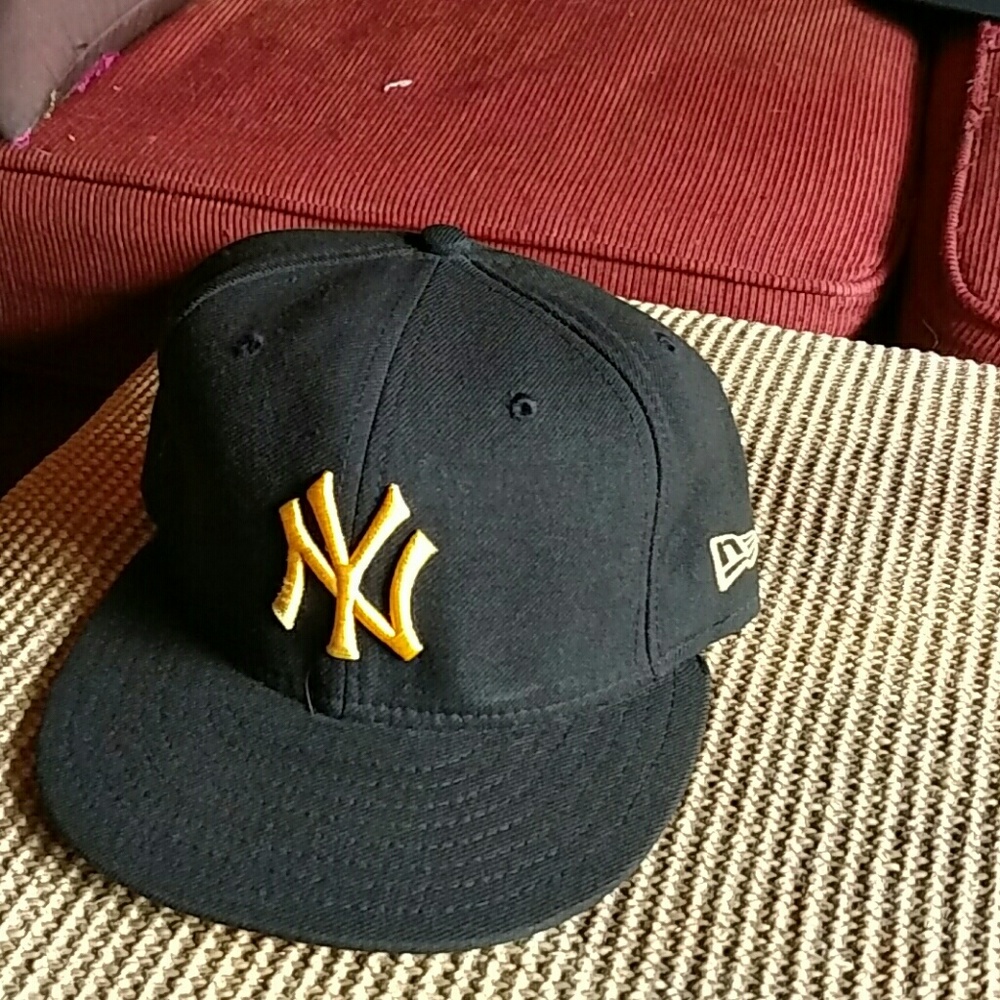 A Black and Gold NY Yankee's New Era Fitted