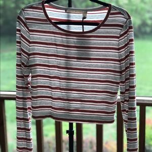 Long sleeve crop top