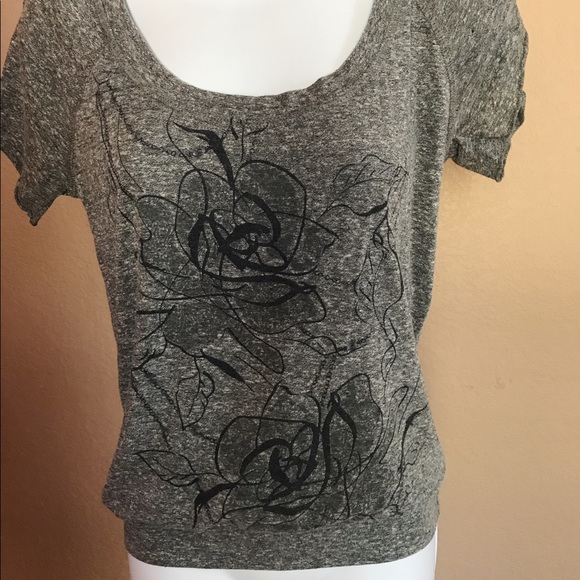 Full Tilt Gray Flowers Shirt - Picture 3 of 4