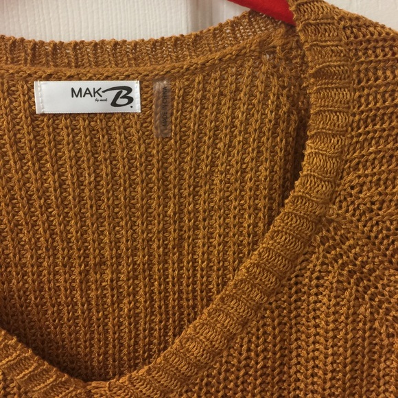 Sweater - Picture 2 of 3