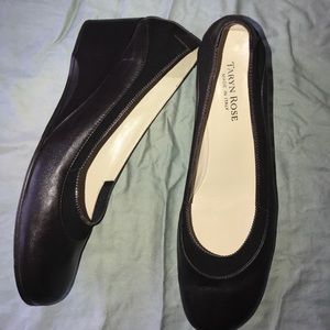 Taryn Rose brown leather wedges