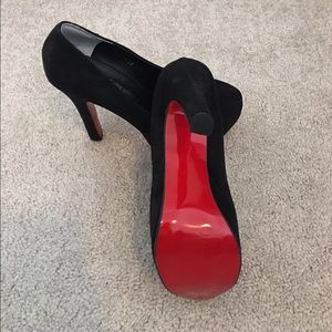 BRAND NEW Black Suede Platform Heels with Red Sole