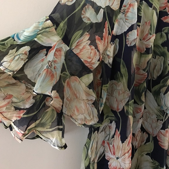 ⭐️CLEARANCE ⭐️.Floral print shift dress - Picture 4 of 4