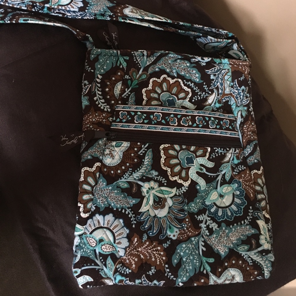 Vera Bradley crossbody bag