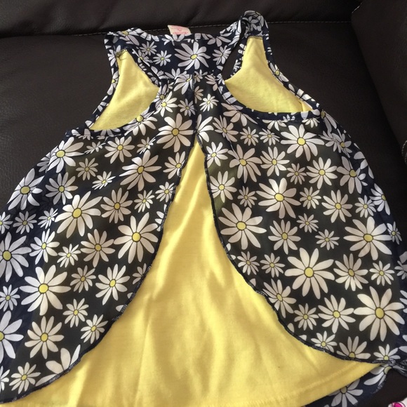 Top - Picture 2 of 2