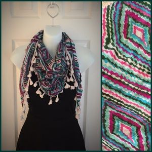 ‼️‼️50% OFF 🐼 | Square Scarf with Tassels