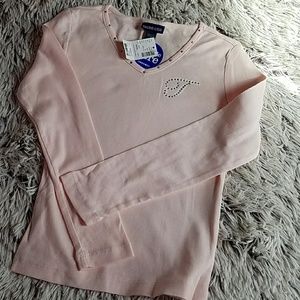 Long sleeve top. Girls size xs.