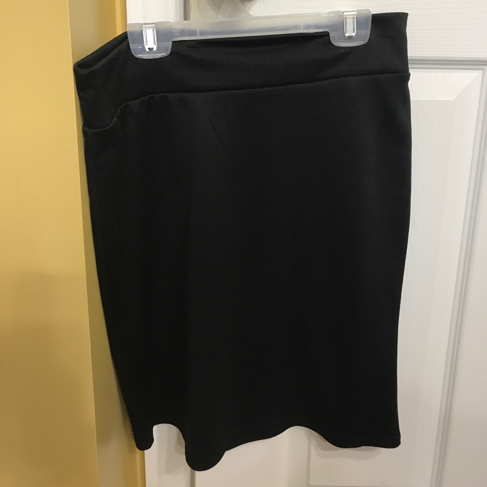 Black Cassie like skirt