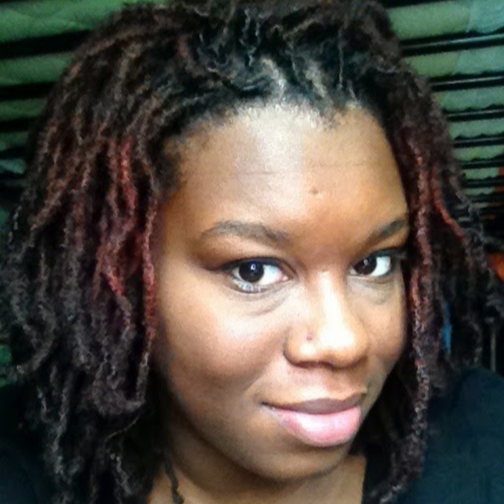 Meet your Posher, Briana