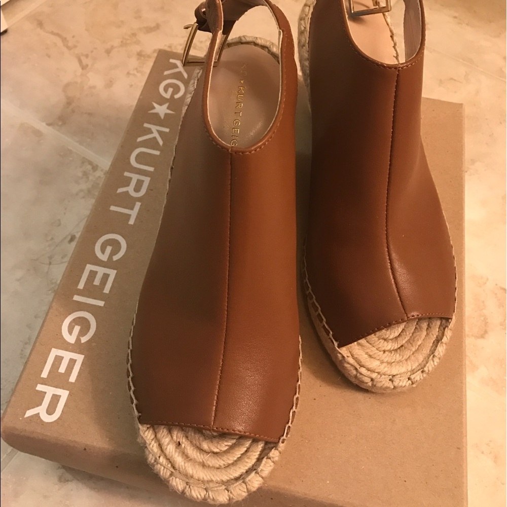 KG Kurt Geiger Tan Leather Summer Open toe wedges