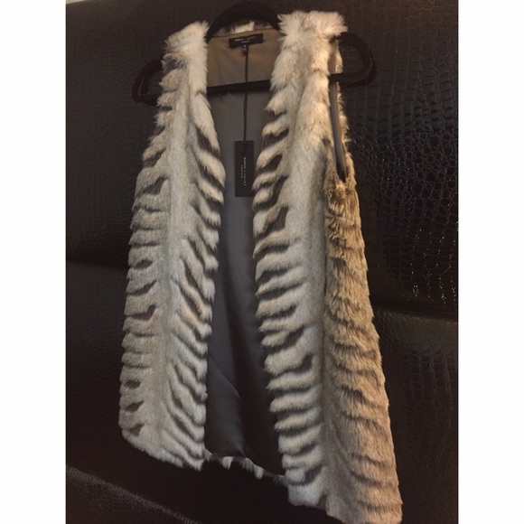 Romeo & Juliet Couture Jackets & Blazers - Brand new New Faux fur vest