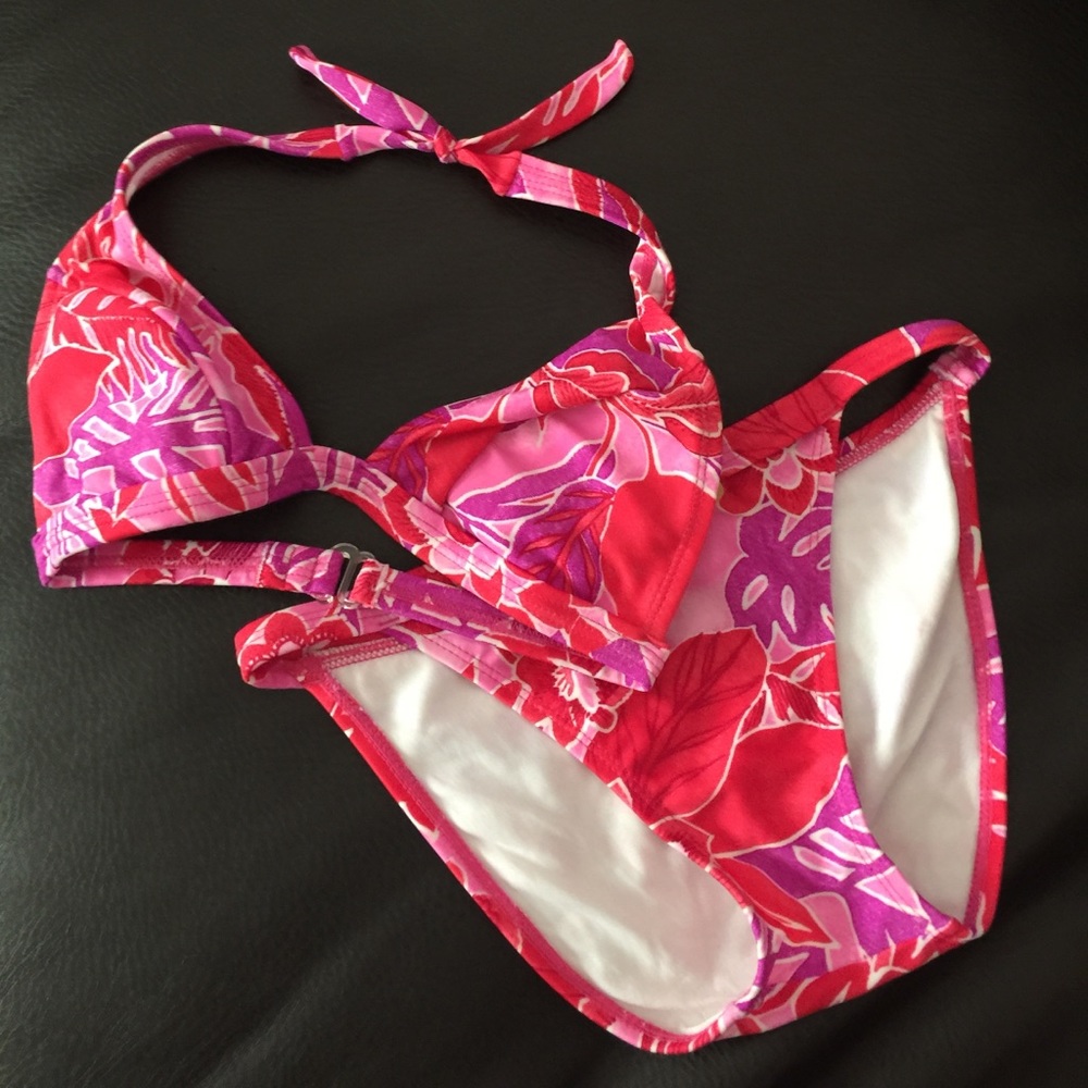 Swim suit