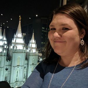 Meet your Posher, Alicia