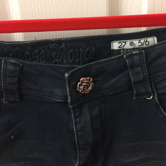 Denim Bermuda. - Picture 2 of 4